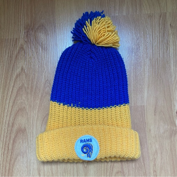 Vintage Los Angeles / St. Louis Rams Logo Patch Beanie